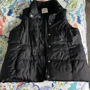 Women’s Black Puff Vest